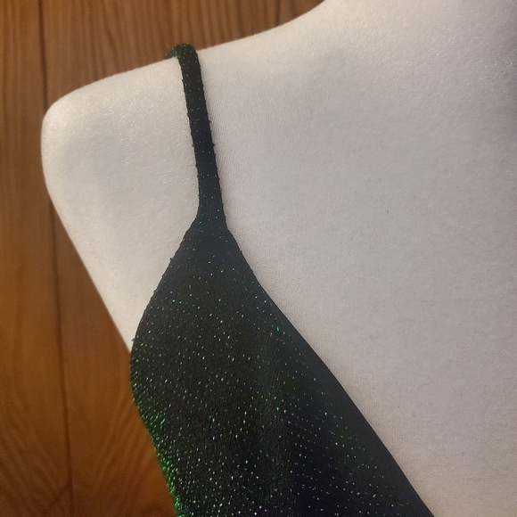 NWOT Socialite green and black sparkle spaghetti strap dress with inside lining. - Picture 5 of 11